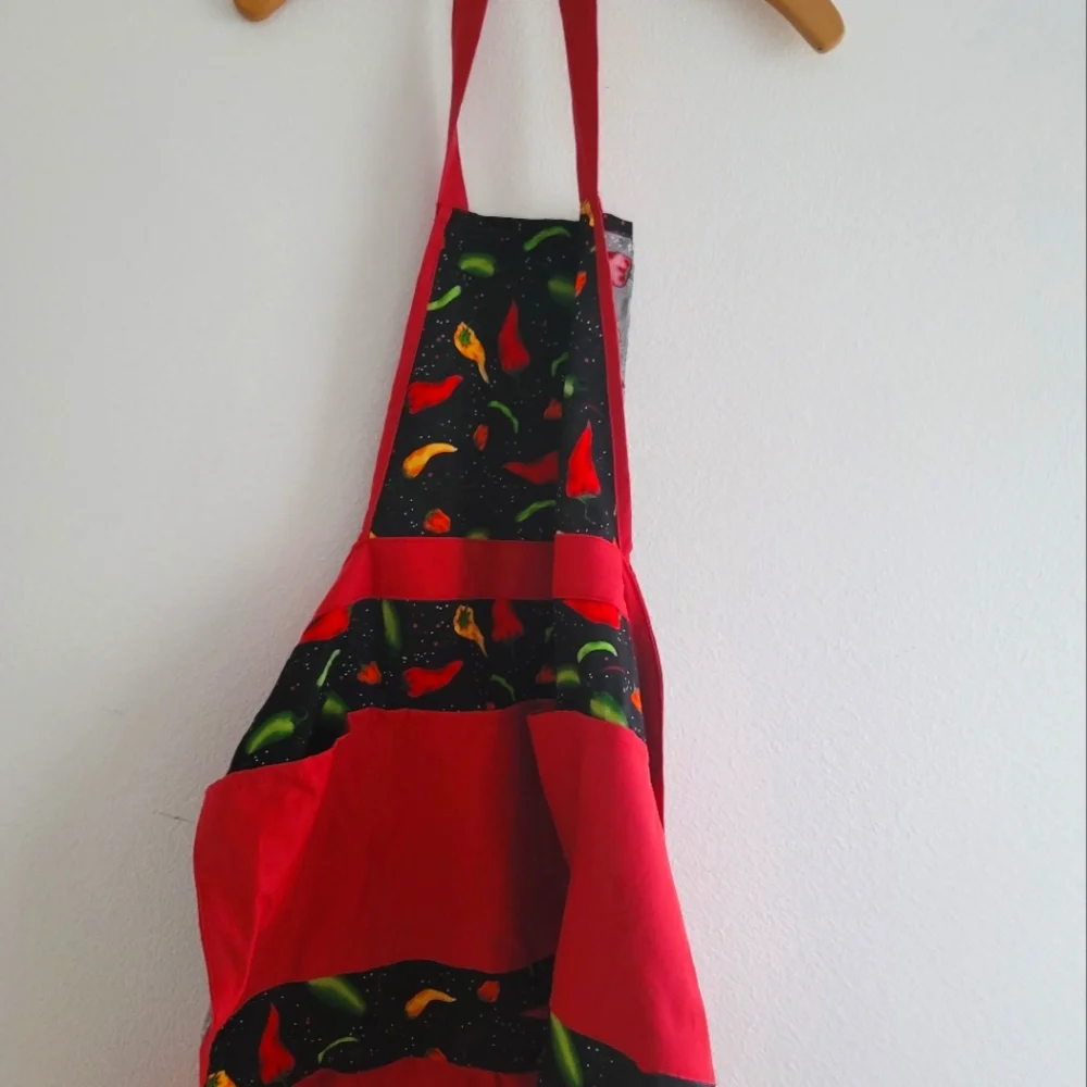 Apron - Picture 1 of 1